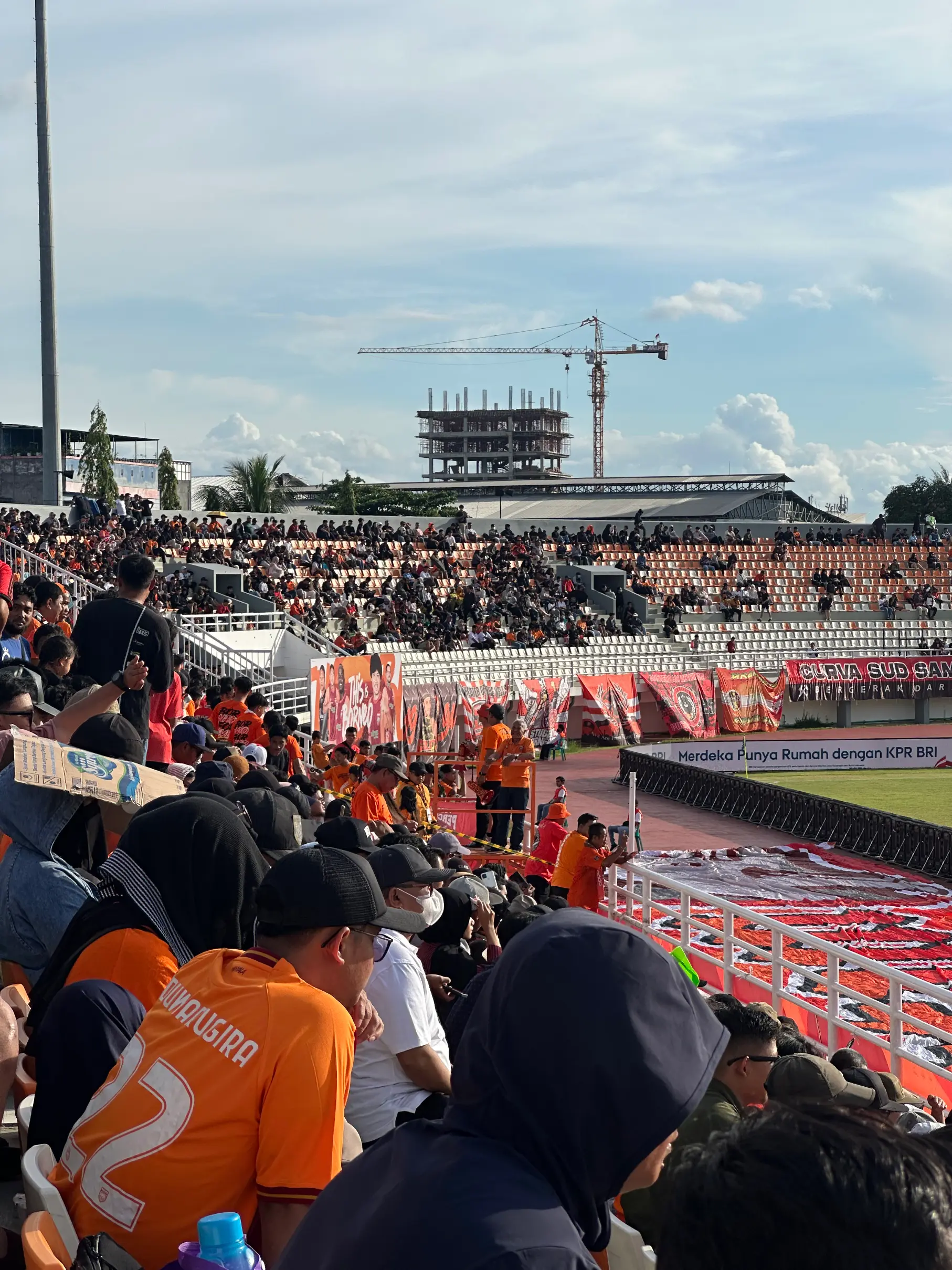 borneo fc samarinda crowds