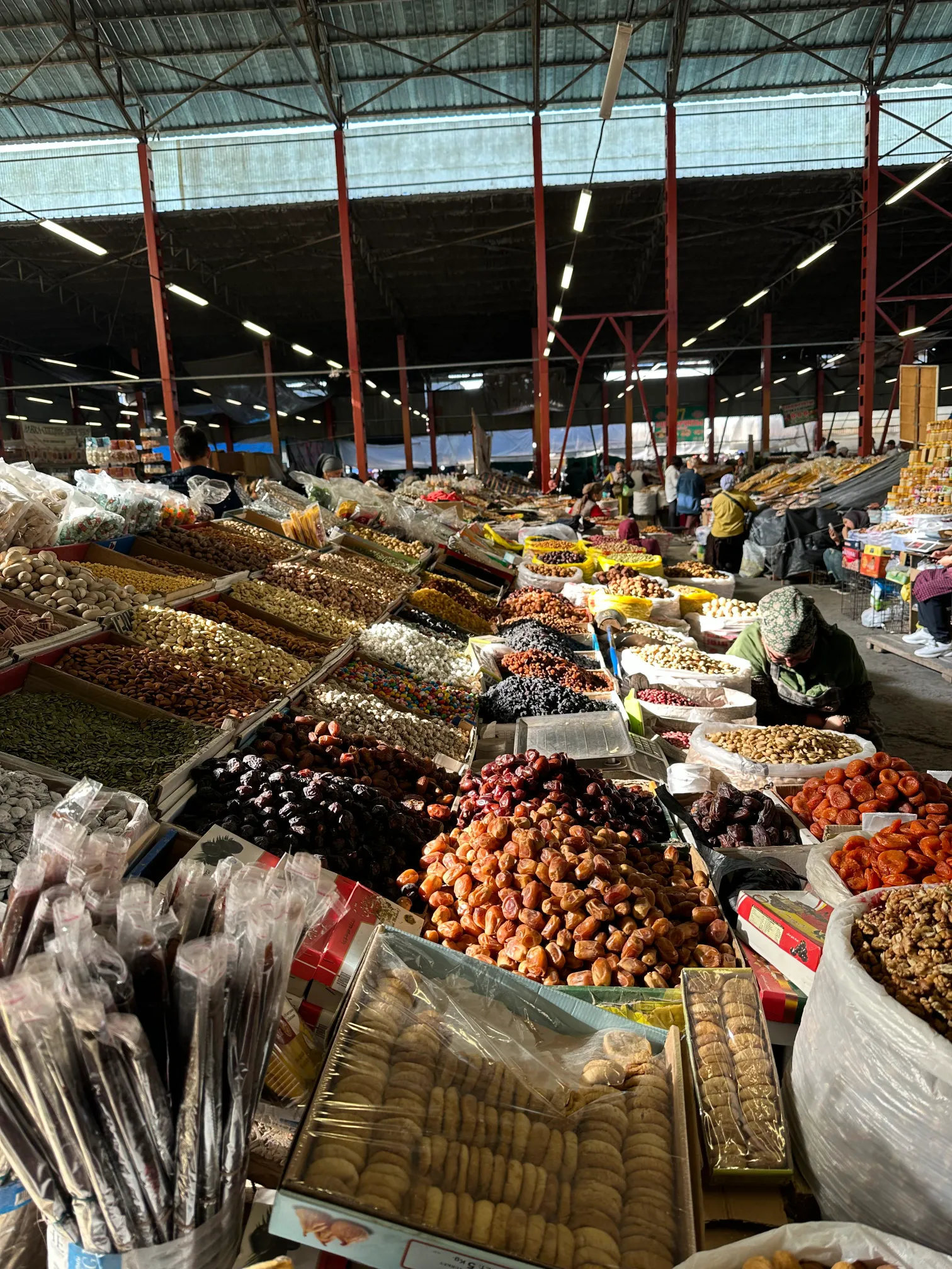 Spices on the market in Osh Bazaar